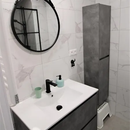 Martinez De Velasco * لقنت