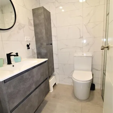 Martinez De Velasco Апартаменты Аликанте